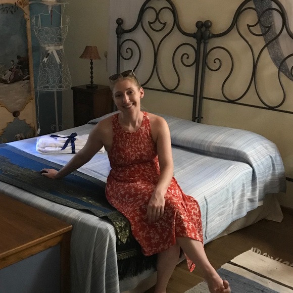 MELLO DAY Orange Smocked Floral Midi Dress - Picture 2 of 4